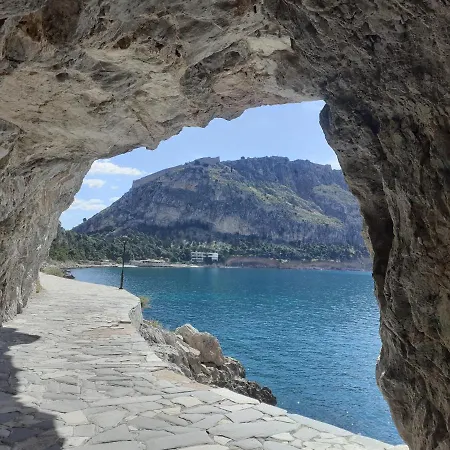 Eleni's House-near The Old Railway Station Nauplie