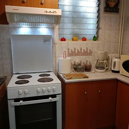 Eleni's House-near The Old Railway Station Apartment