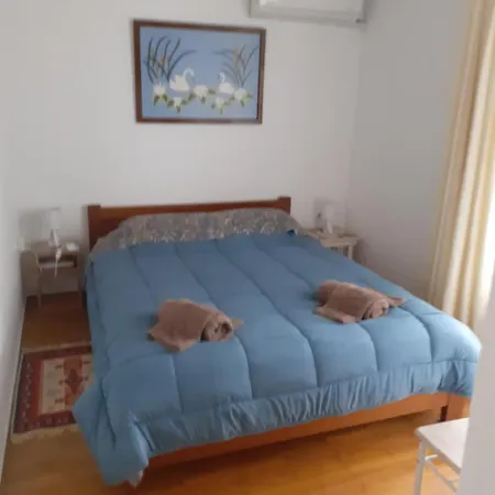 Διαμέρισμα Eleni's House-near The Old Railway Station *