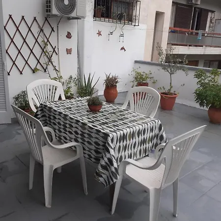 Eleni's House-near The Old Railway Station Appartement Nauplie