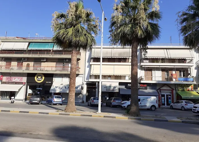 Eleni's House-near The Old Railway Station Apartmán