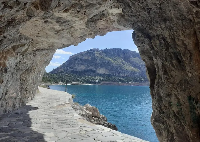 Eleni's House-near The Old Railway Station Nafplio