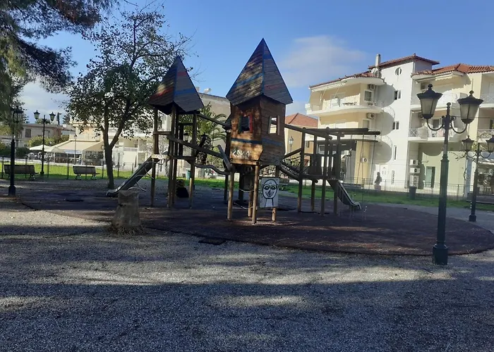 Eleni's House-near The Old Railway Station Apartmán